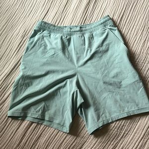 Men’s Lulu Lemon Shorts